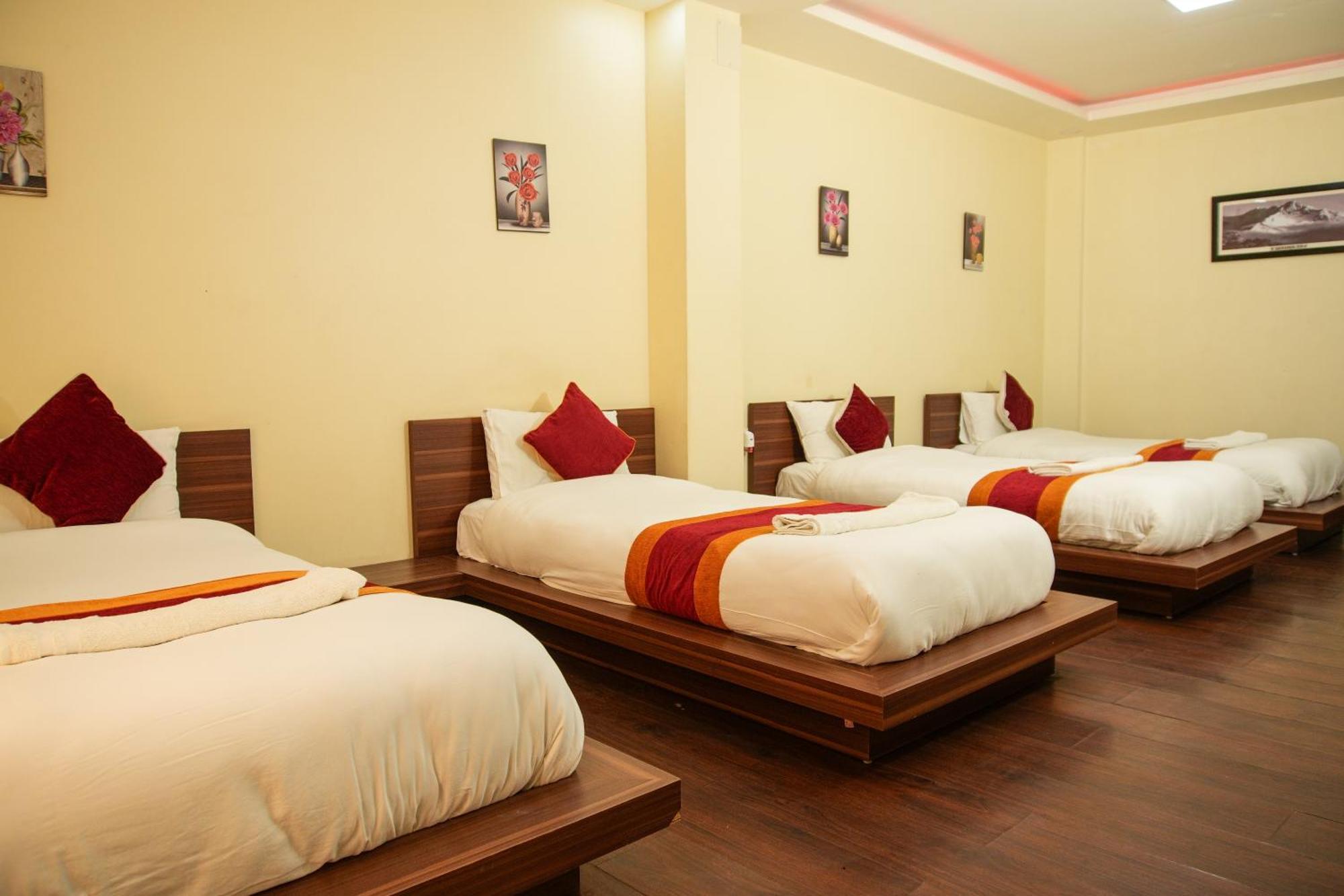 Hotel Edingo Inn Itahari 외부 사진