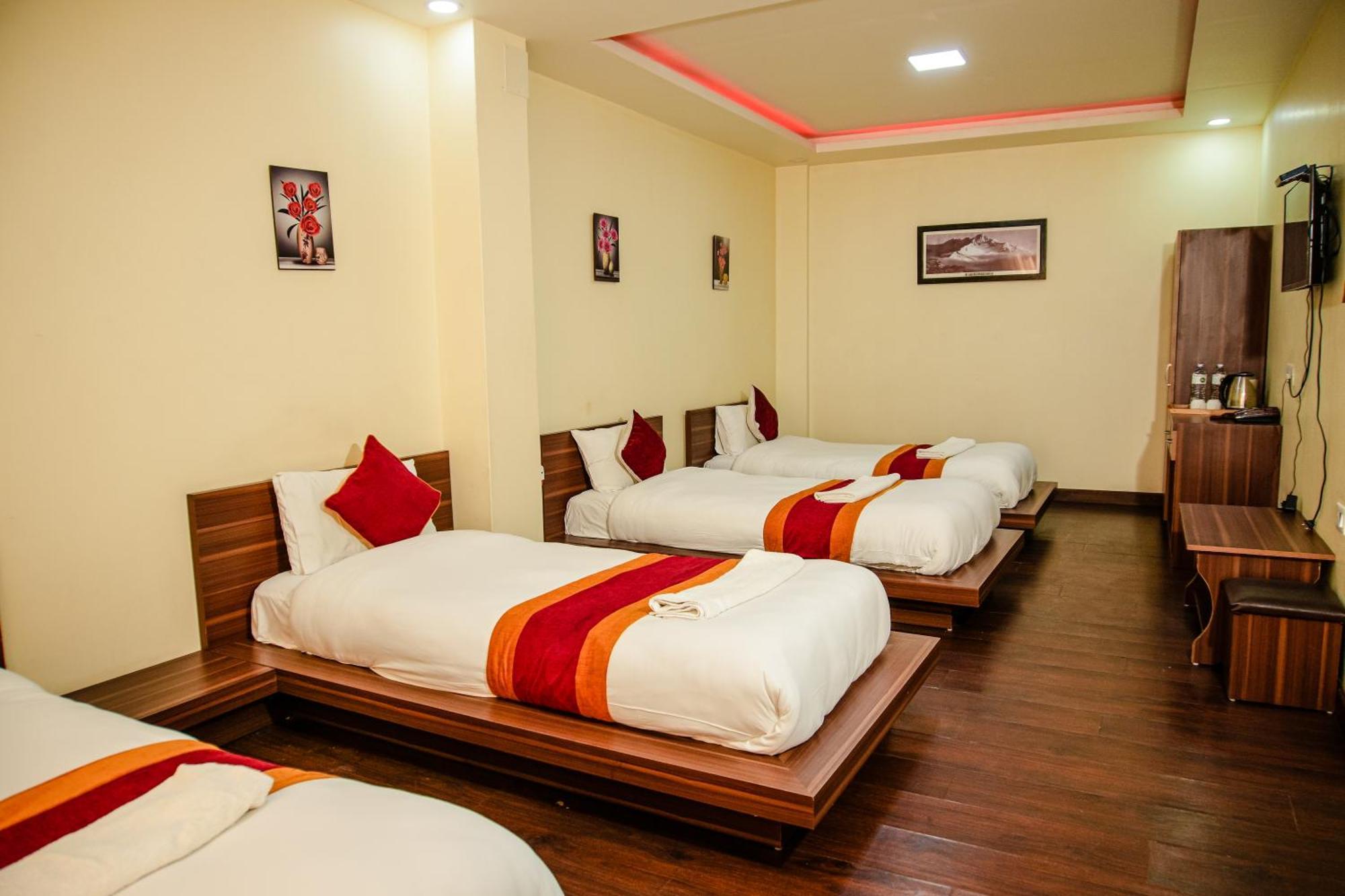 Hotel Edingo Inn Itahari 외부 사진